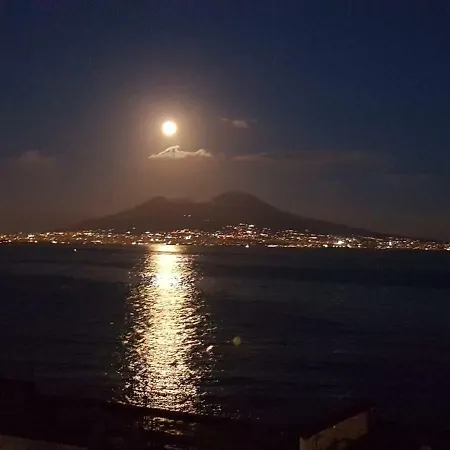Holiday home Profumo Di Mare... Naples